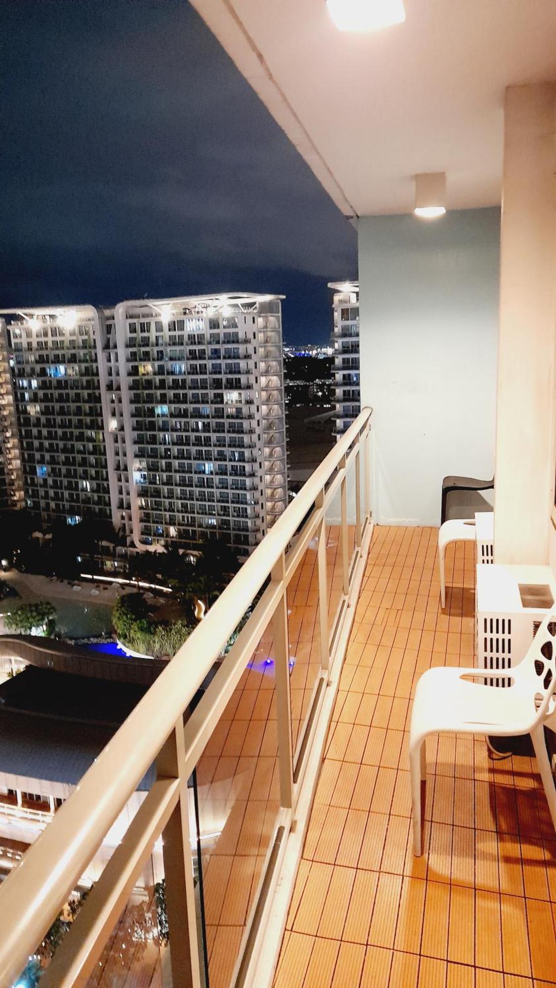 The Bahamas & Maldives Suites At Azure Residences Paranaque 15 Mins Manila Airport T3 Экстерьер фото