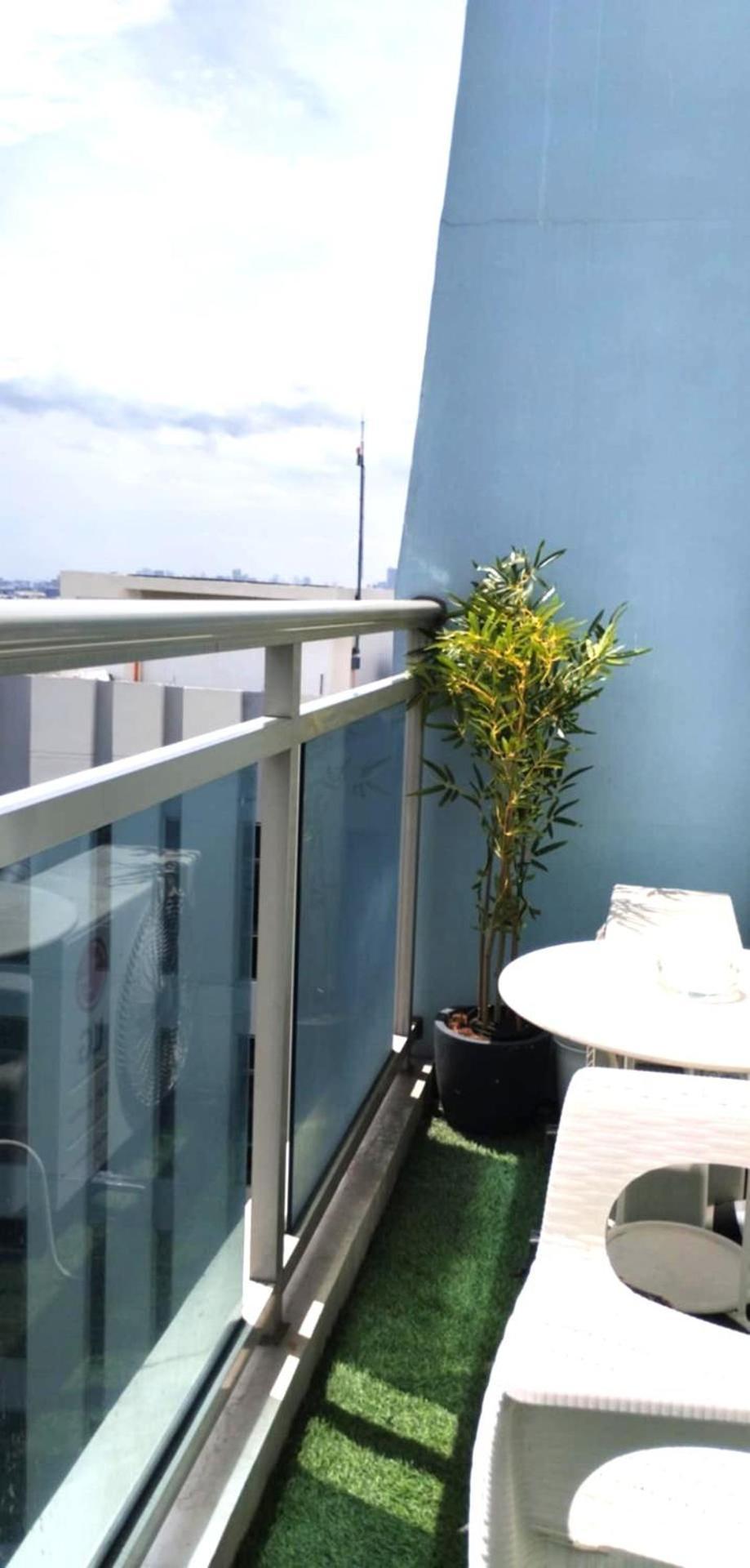 The Bahamas & Maldives Suites At Azure Residences Paranaque 15 Mins Manila Airport T3 Экстерьер фото